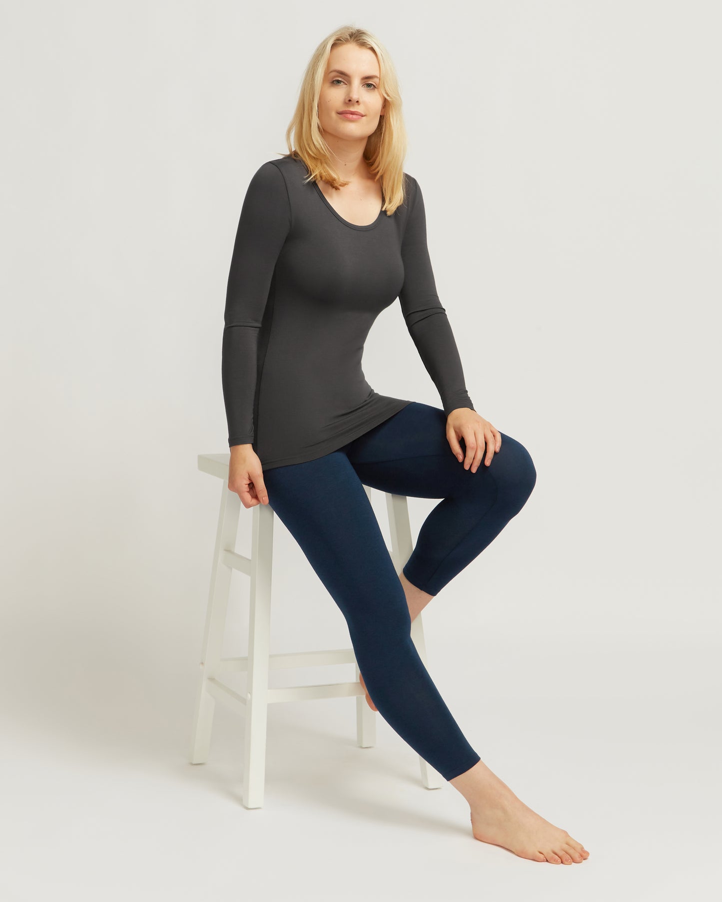 Bamboo Long Sleeve Scoop - Dark Grey - O2wear Bamboo