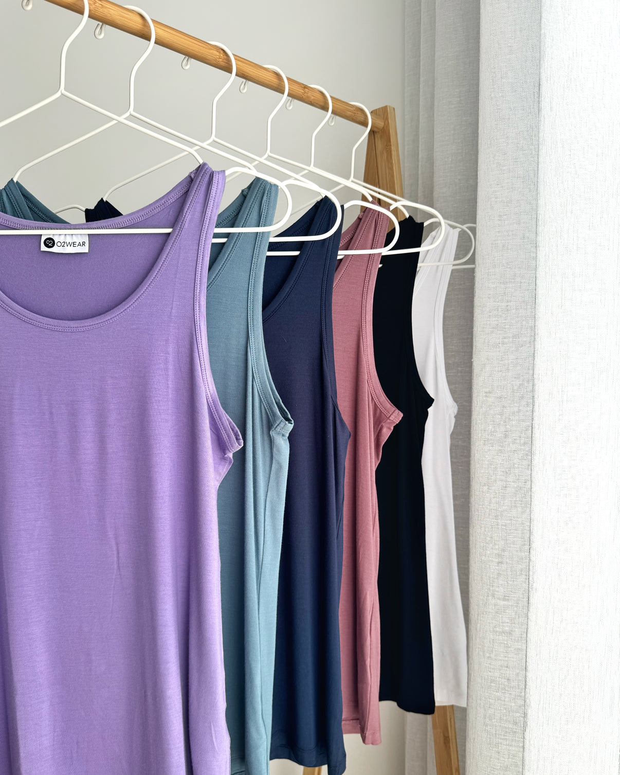 BUBBLE GUM/PEARL BAMBOO RIBBED TWO TONE TANK main image 0