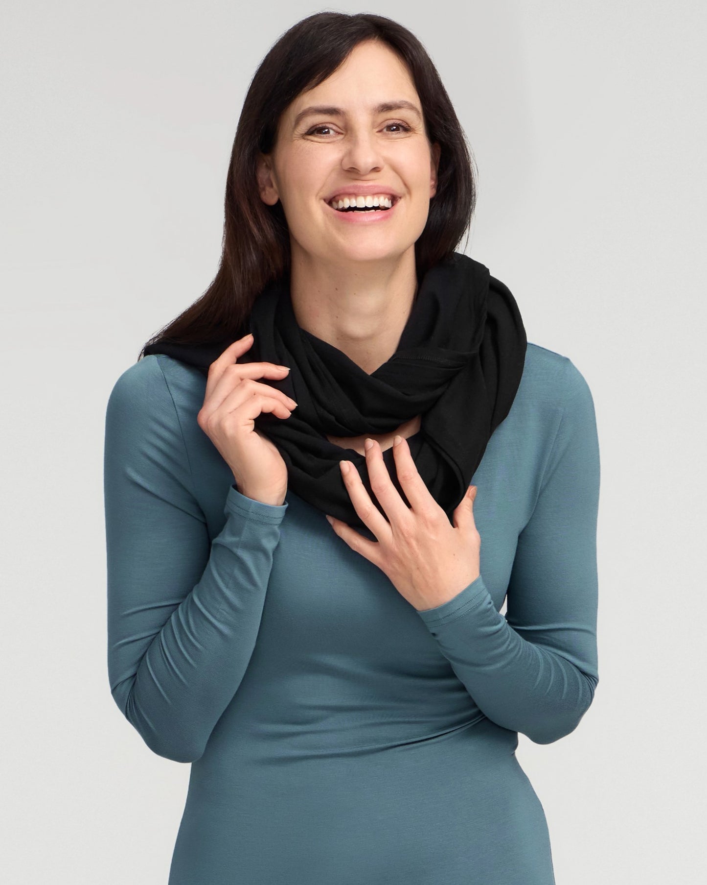 UV Multiway Shawl - Black