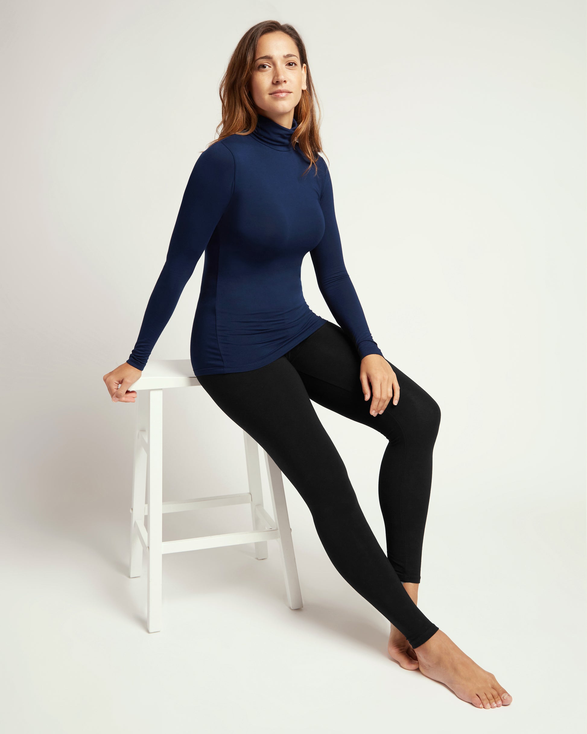 Bamboo Turtle Neck Skivvy - Navy – O2wear
