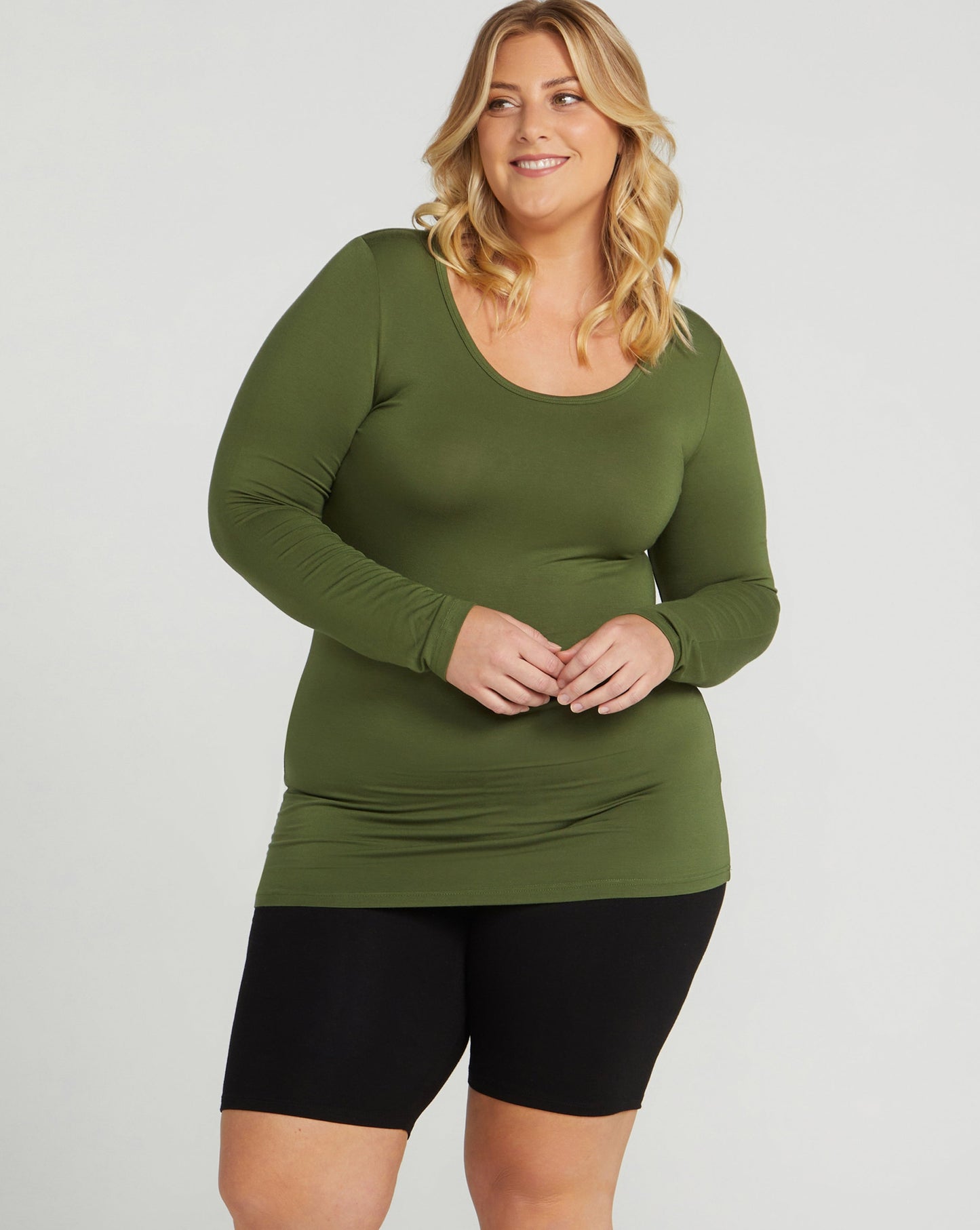 Bamboo Long Sleeve Scoop - Chive - O2wear Bamboo